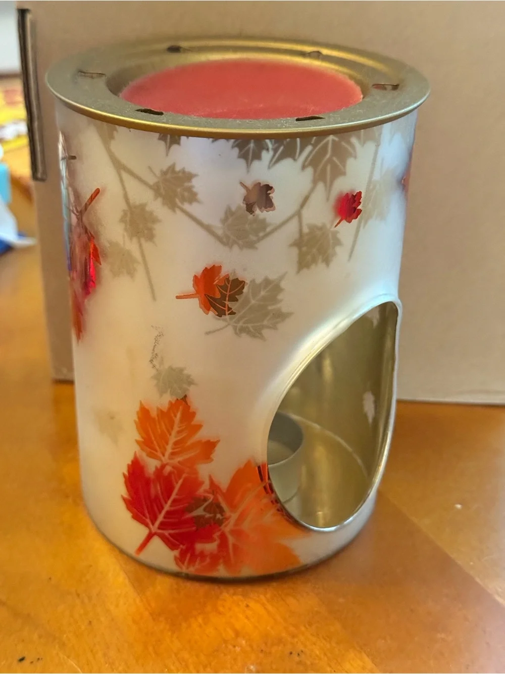 Yankee Candle Autumn Leaf Glass Warmer in Orange and Red